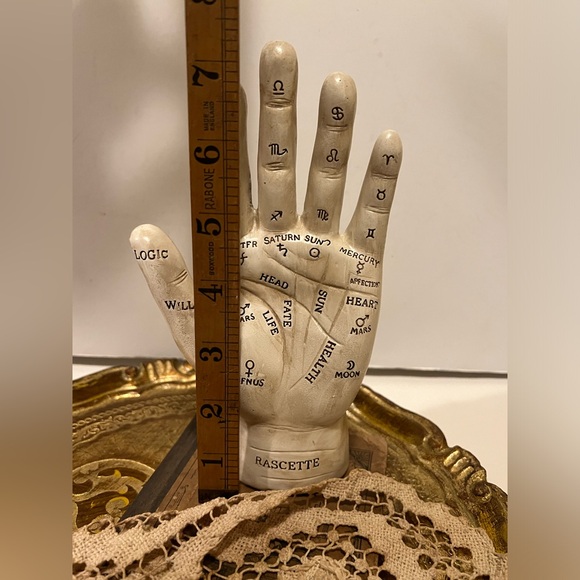 NWT ASHLAND PALMISTRY HAND TABLETOP DECORATION. - Picture 11 of 12